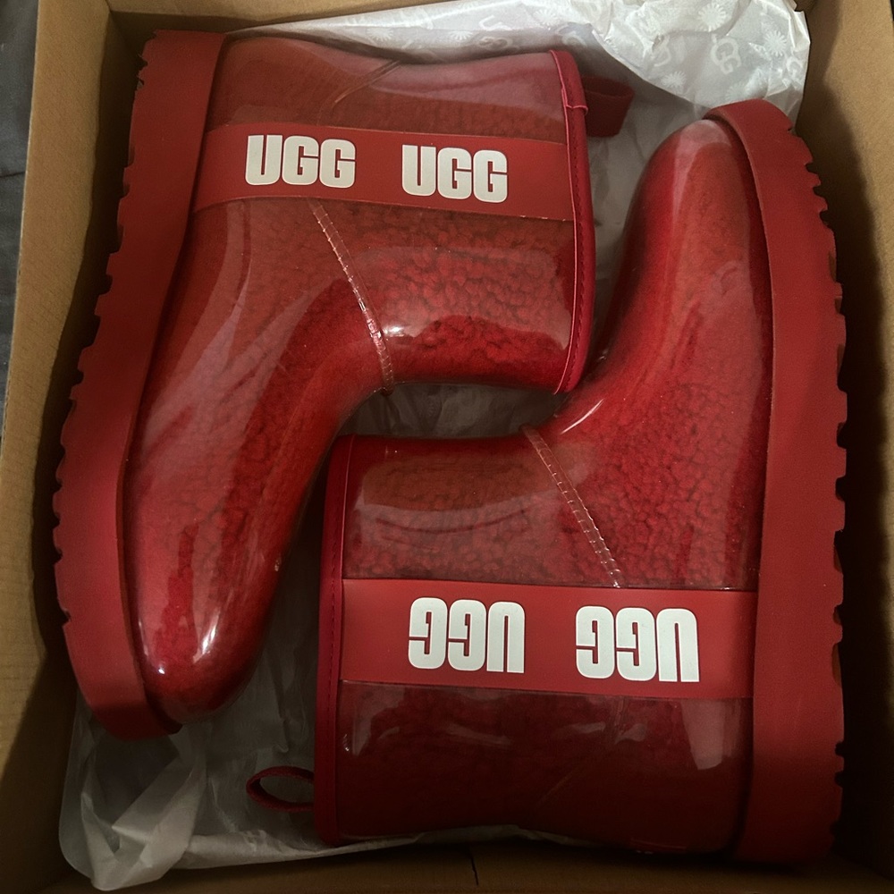 Ugg clear mini boots
